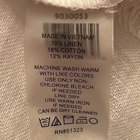 Vince Camuto Linen Blend White Eyelash Fringe V Neck Sleeveless Top Size M - Picture 8 of 8